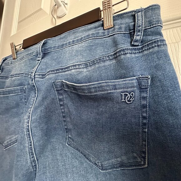 DG2 Diane Gilman Women's 14 Wide Leg Crop Paisley Floral Embroidered Jeans HSN - Picture 5 of 11